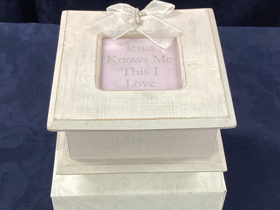 Loaves and Fishes – Loaves & Fishes Book and Church Supply