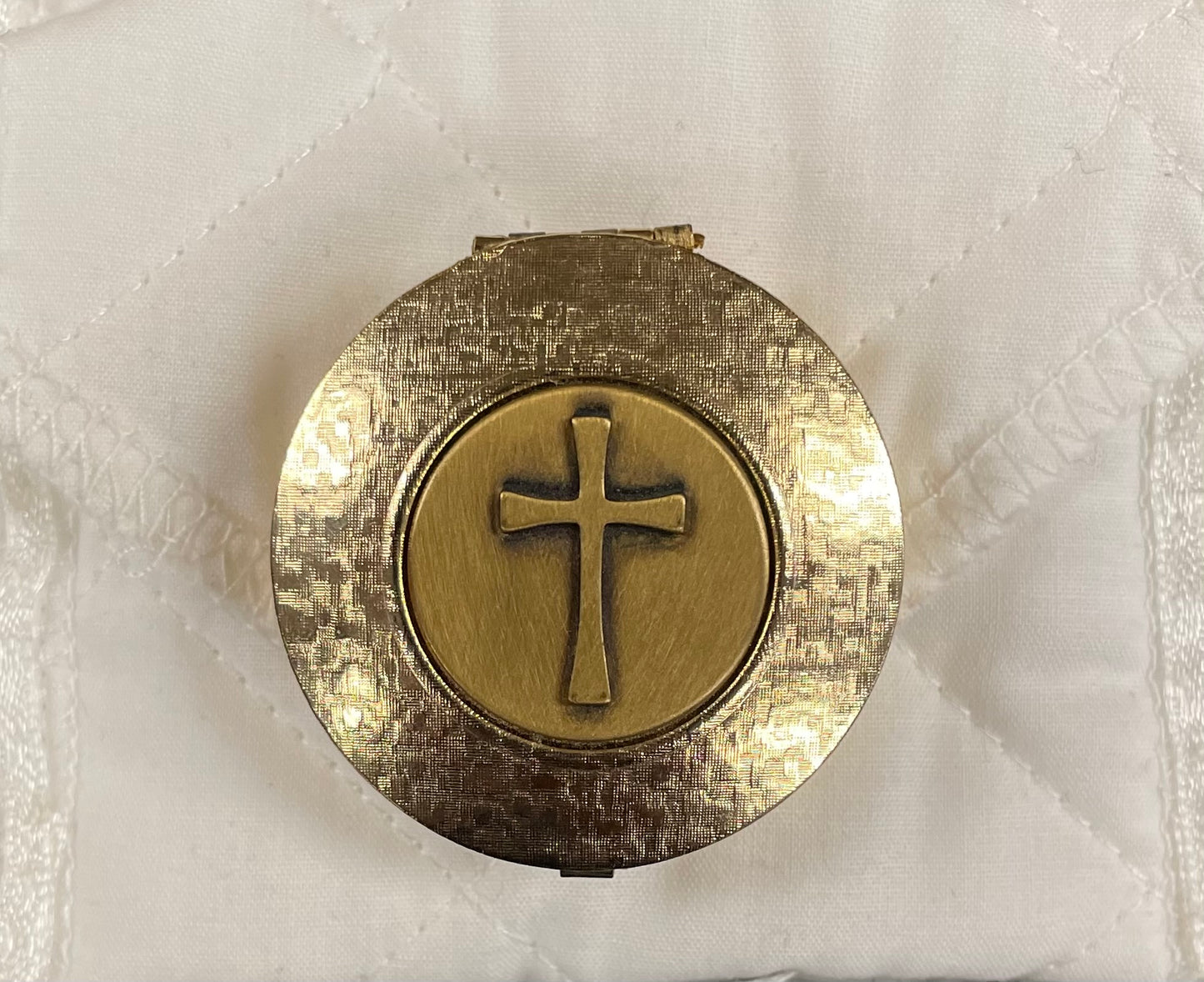 Pyx - 1.5" Gold w/Cross