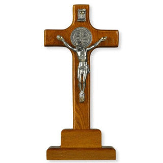 VC110 - Standing Benedict Crucifix